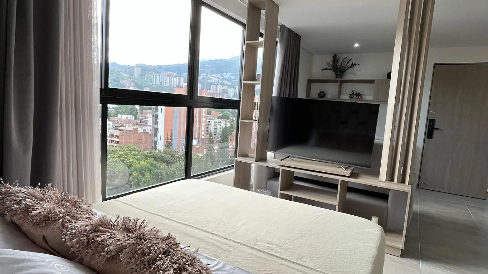 Nuevos Y Hermosos Loft Ac Perfecta Ubicacion Medellin 0*,  Colombia