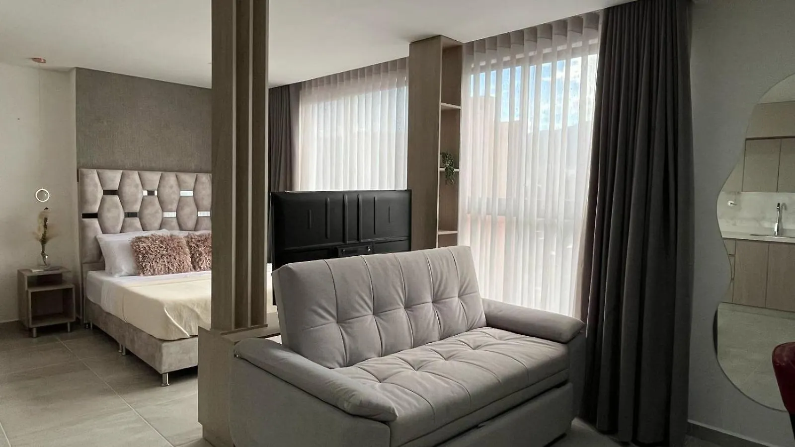 Nuevos Y Hermosos Loft Ac Perfecta Ubicacion Medellin 0*,