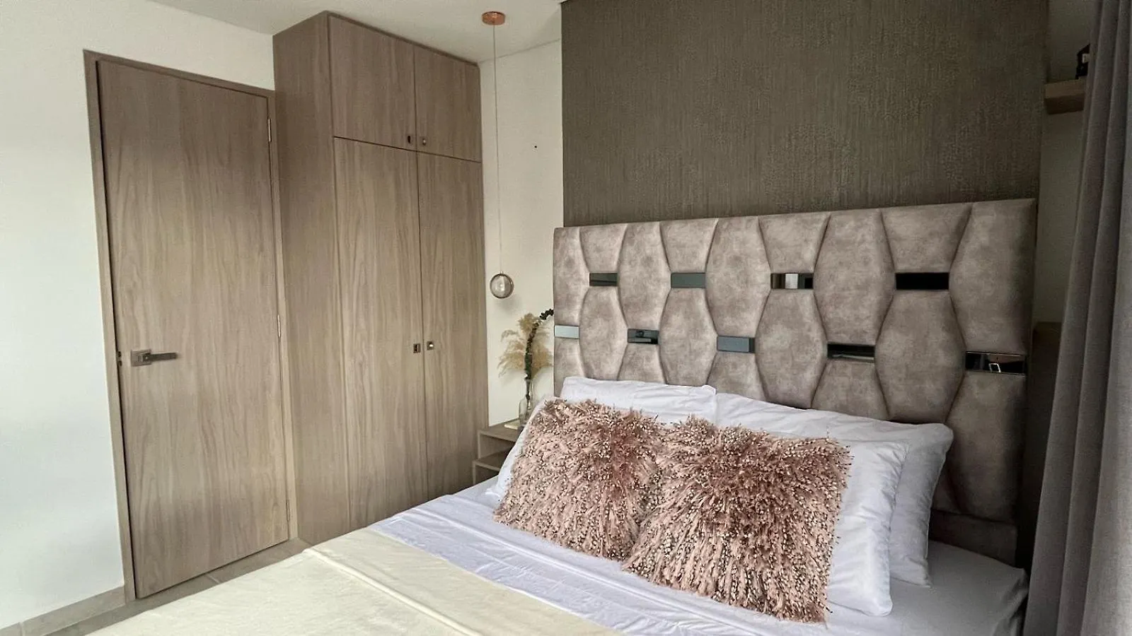 Apartment Nuevos Y Hermosos Loft Ac Perfecta Ubicacion Medellin Colombia