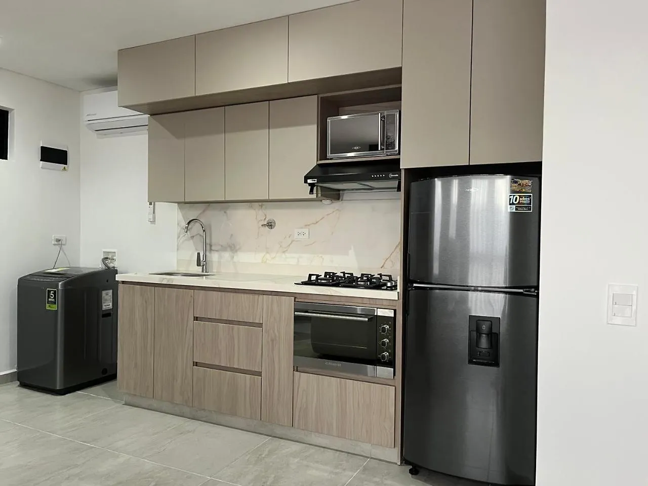Nuevos Y Hermosos Loft Ac Perfecta Ubicacion Medellin