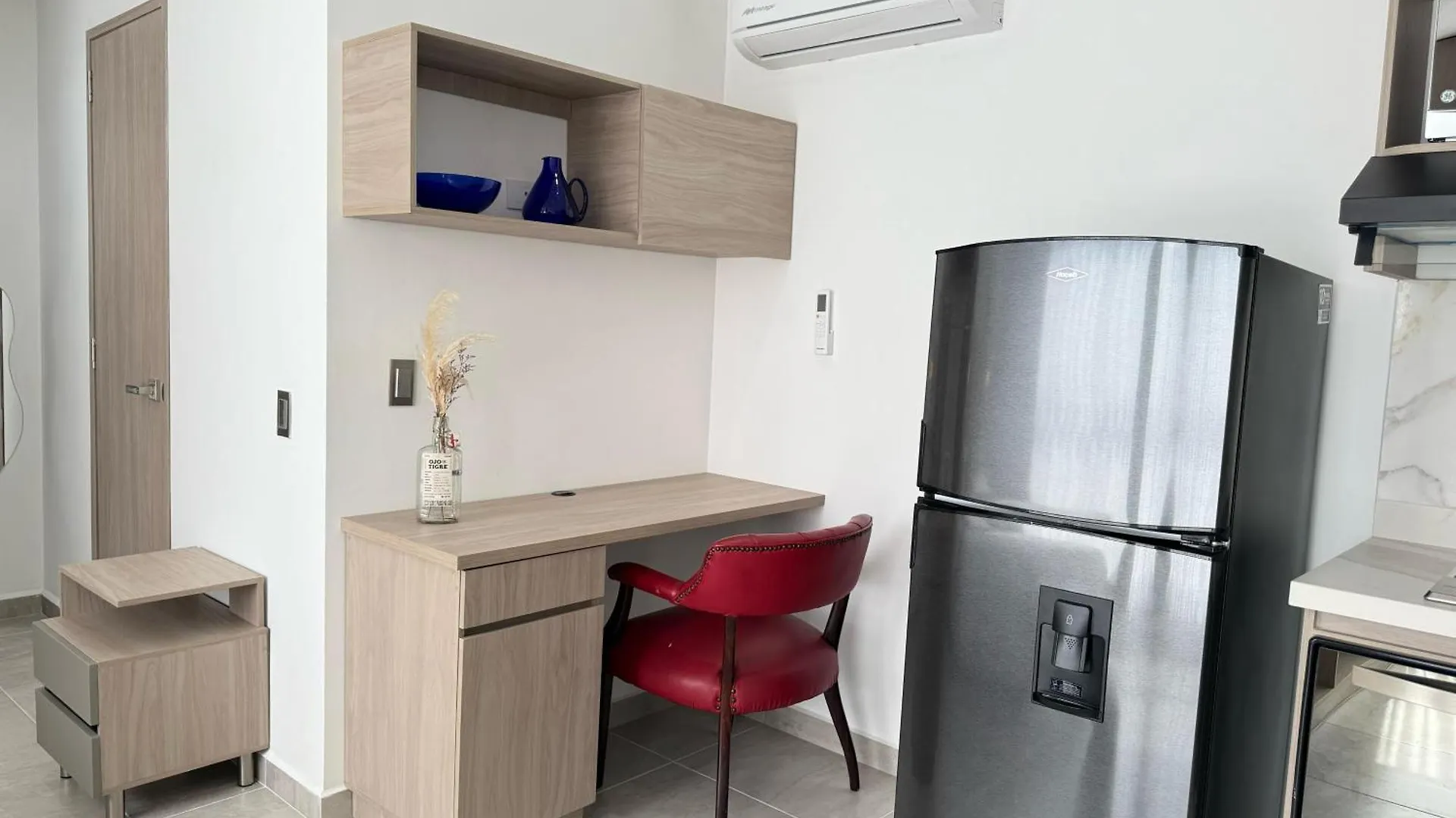 Nuevos Y Hermosos Loft Ac Perfecta Ubicacion Medellin 0*,  Colombia