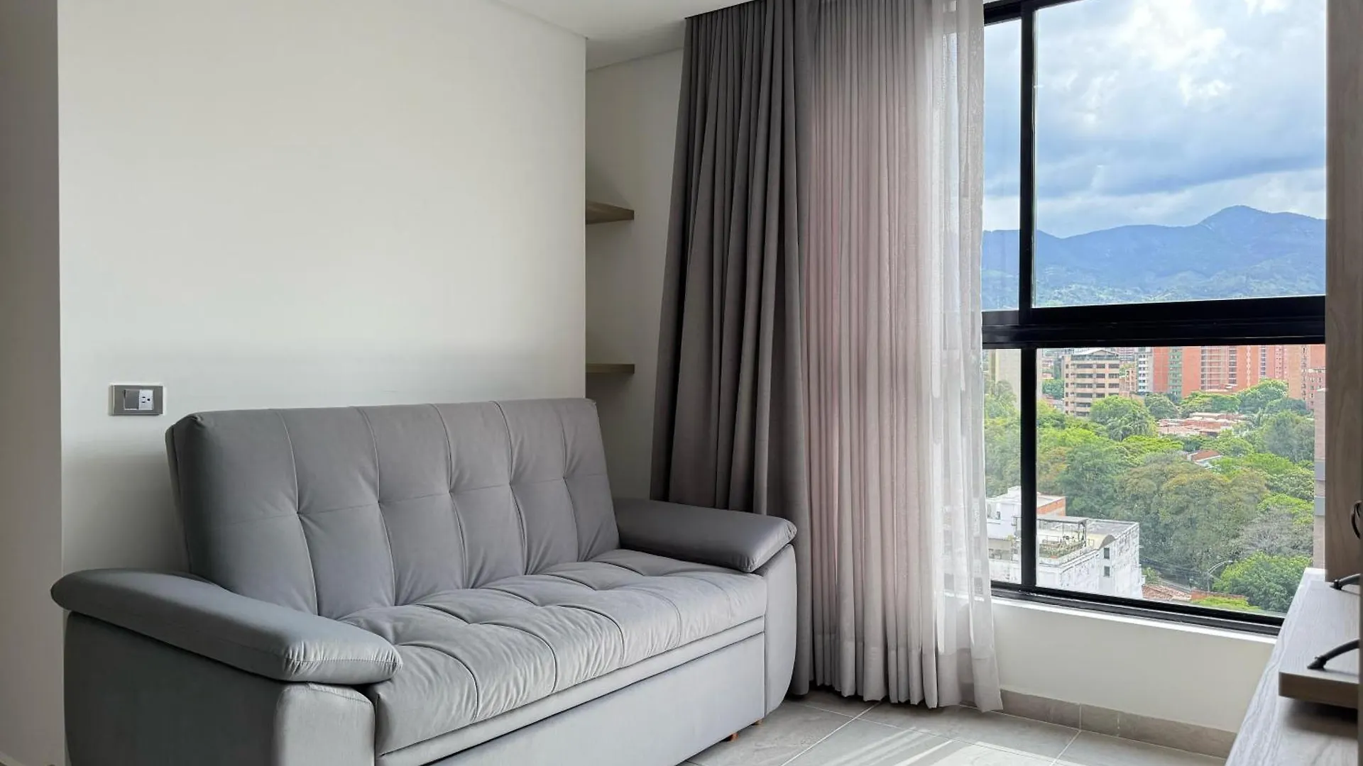 Nuevos Y Hermosos Loft Ac Perfecta Ubicacion Medellin Apartment