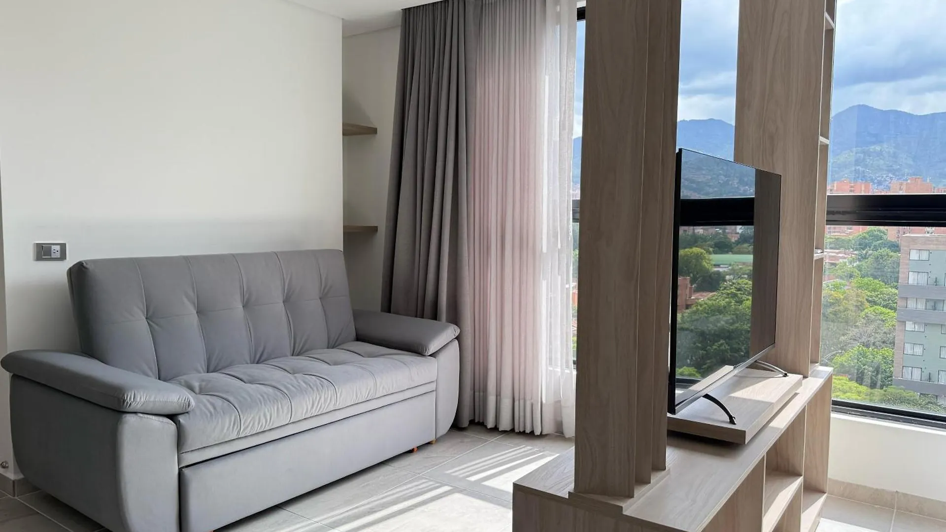 Nuevos Y Hermosos Loft Ac Perfecta Ubicacion Medellin